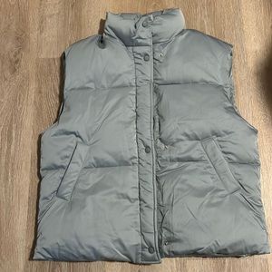 NWOT Puffer Vest